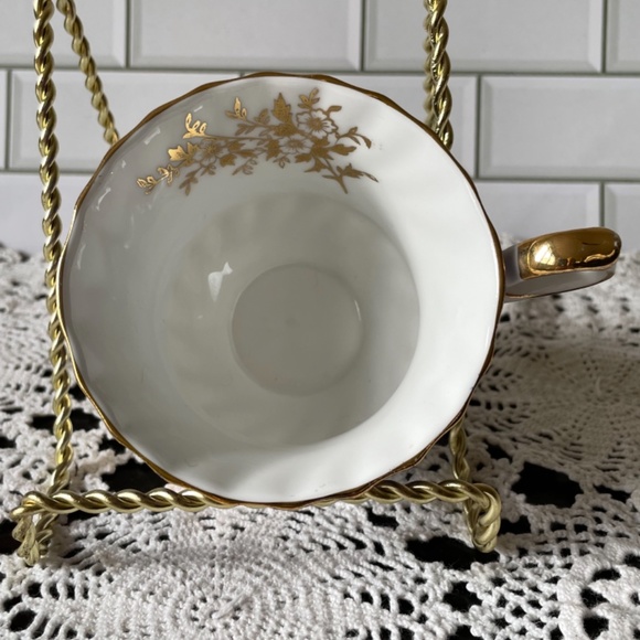 Queen Anne Tea Cup and Saucer #480 blue. Bone China made in England. - Picture 11 of 11